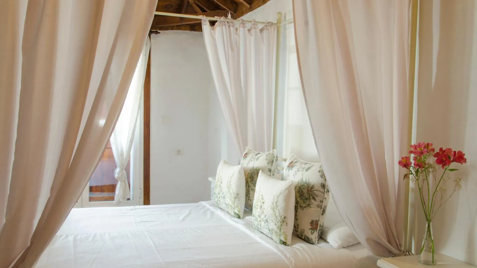 Hotel Rural Casona Santo Domingo Guimar 0*,